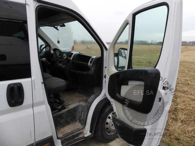 7 - FIAT DUCATO 2.3 130KM FURGON 7 OS. 2019r.