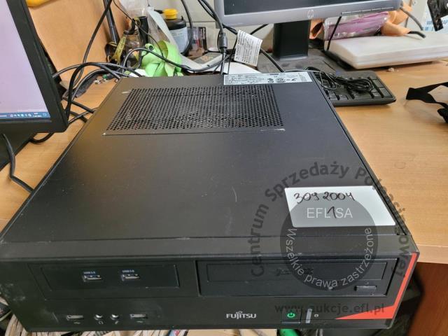 1 - Komputer stacjonarny Fujitsu E520 E85 + monitor Fujitsu