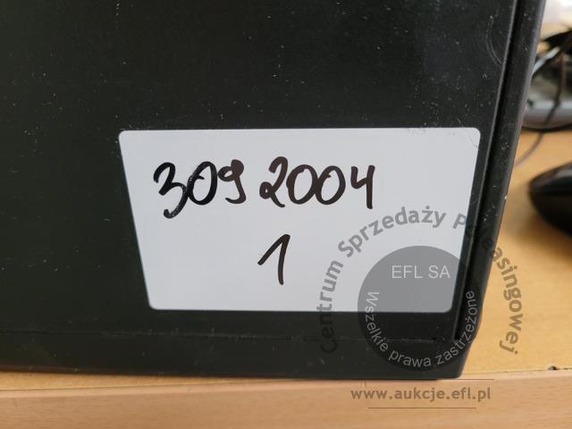 8 - Komputer stacjonarny Fujitsu E520 E85 + monitor Fujitsu