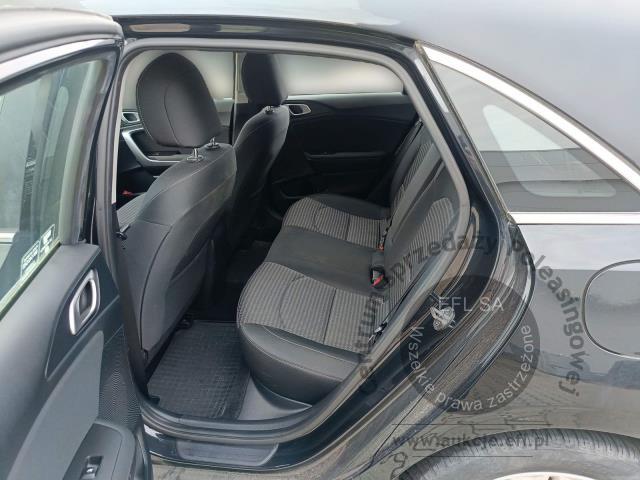 18 - EFL FINANCE KIA CEED 1.0 120KM HATCHBACK 2022r.