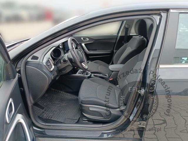 20 - EFL FINANCE KIA CEED 1.0 120KM HATCHBACK 2022r.