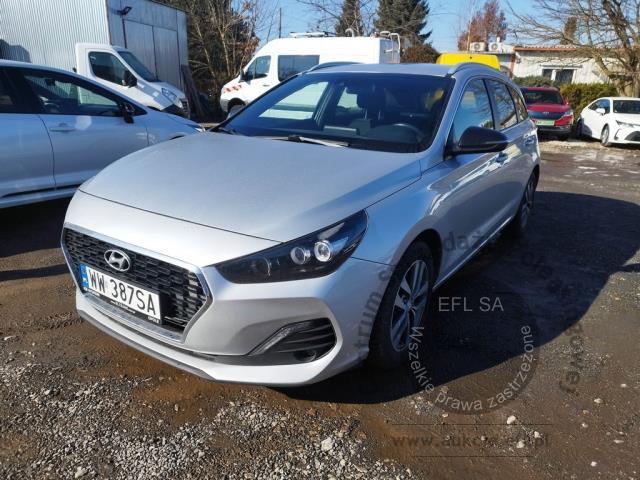 1 - Hyundai i30 1.6 D Comfort DCT 2019r. WW387SA Pojazd znajduje się w firmie ARCTOS GROUP sp. z o.o. Al. Krakowska 7, 02-183 Warszawa
