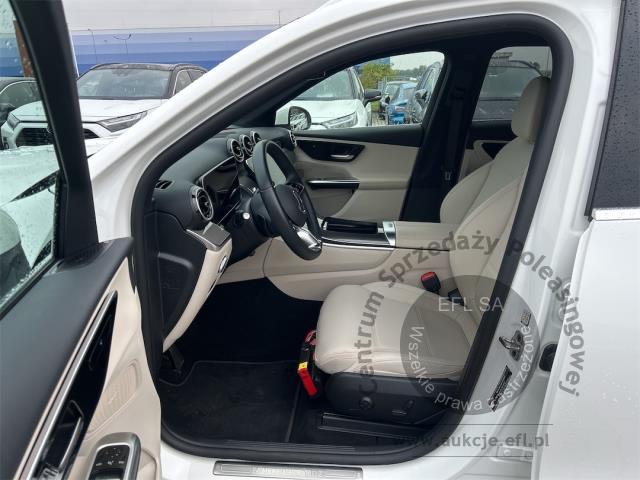 7 - MERCEDES BENZ GLC 300 DE 4-MATIC AVANTGARDE 2024r. DX25921 Pojazd znajduje się w firmie MDM AUTO sp. z o.o. ul. Zawodników 1, 80-729 Gdańsk