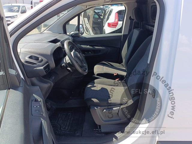 6 - TOYOTA PROACE CITY 1.5 D-4D Standard 2020r. DW7KK56 Magnice