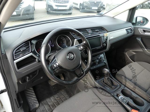 4 - VOLKSWAGEN TOURAN 2.0 TDI 150KM 2016r.