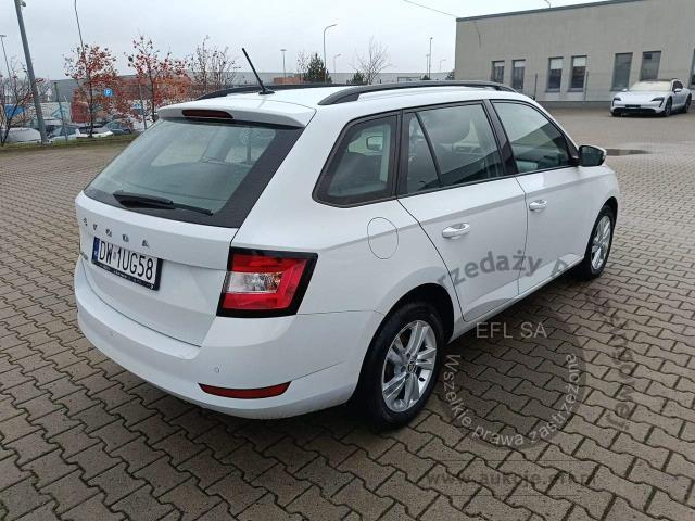4 - Skoda Fabia 1.0 TSI Ambition 2022r. DW1UG58 Magnice