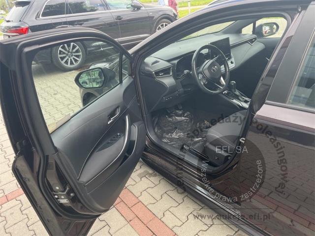 7 - Toyota  Corolla 1.8 Hybrid GPF Comfort 2022r. DW6SG35 Pojazd znajduje się w firmie MDM AUTO sp. z o.o. ul. Zawodników 1, 80-729 Gdańsk
