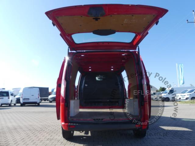 8 - FORD TRANSIT CUSTOM 2.0 FURGON 2019r.