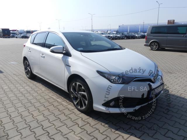 3 - TOYOTA AURIS 1.8 HYBRID AUTOMAT 2018r.