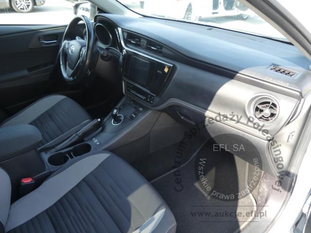 7 - TOYOTA AURIS 1.8 HYBRID AUTOMAT 2018r.