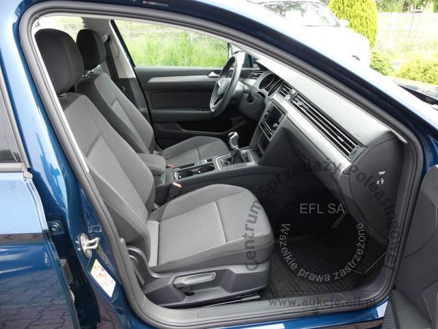 10 - Volkswagen Passat 2.0 TDI EVO Essence 2022r. PO4XH86 UWAGA!! Pojazd znajduje się w firmie AUTO MOTO CENTRUM sp. z o.o. ul. Ostrowska 328 (przy Trasie Katowickiej) 61-312 Poznań
