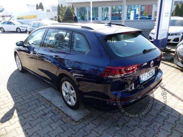 2 - Volkswagen Golf VIII 2.0 TDI Life 2023r. PY25760 Pojazd znajduje się w firmie AUTO MOTO CENTRUM sp. z o.o. ul. Ostrowska 328 (przy Trasie Katowickiej) 61-312 Poznań
