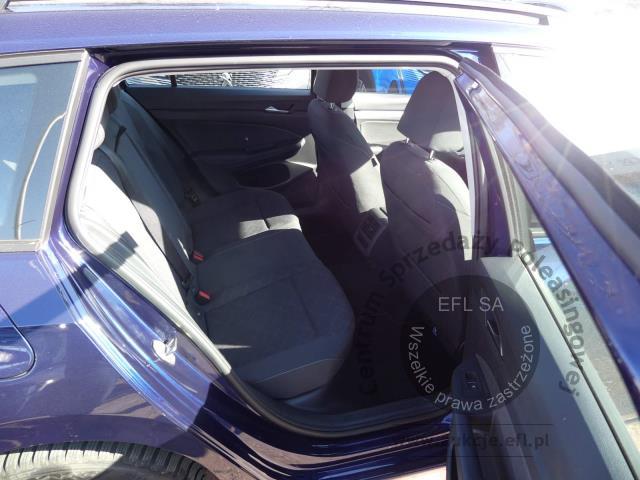 7 - Volkswagen Golf VIII 2.0 TDI Life 2023r. PY25760 Pojazd znajduje się w firmie AUTO MOTO CENTRUM sp. z o.o. ul. Ostrowska 328 (przy Trasie Katowickiej) 61-312 Poznań