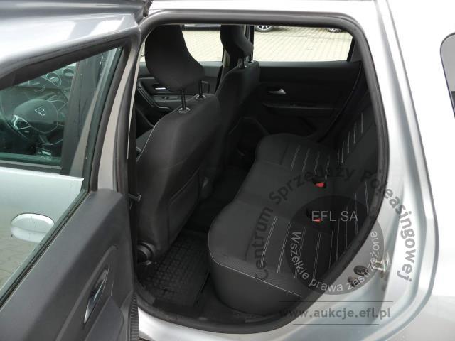 8 - Dacia Duster 1.5Blue dCi Comfort 4WD 2022r. DW8UN04 Magnice