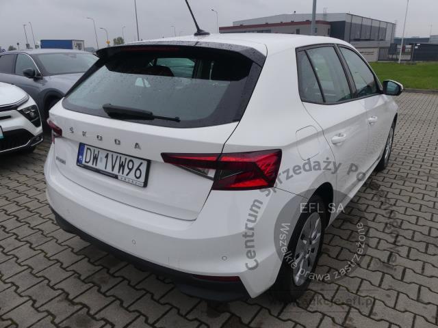 4 - Skoda Fabia 1.0 Ambition Hatchback 2023r. DW1VW96 Magnice