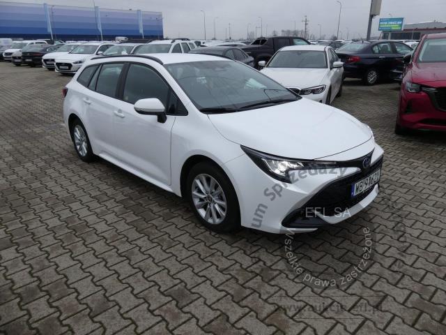 2 - Toyota Corolla 1.8 VVT-I Hybrid TS 2024r.