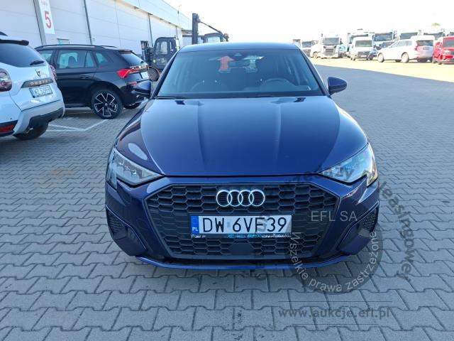 2 - Audi A3 30 TDI S tronic Hatchback 2023r. DW6VF39 Magnice