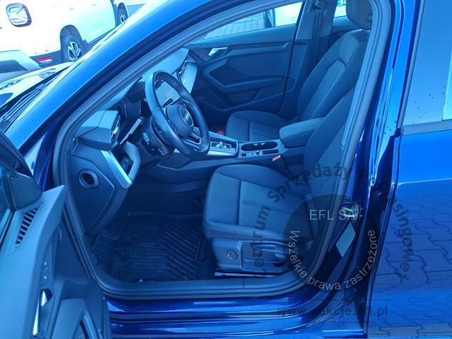 8 - Audi A3 30 TDI S tronic Hatchback 2023r. DW6VF39 Magnice