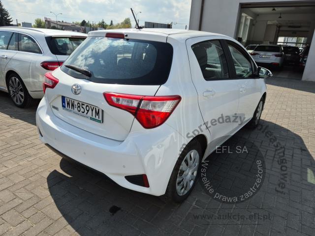 4 - Toyota Yaris 1.0 Active Hatchback 2018r. WW859YM UWAGA!! Pojazd znajduje się w lokalizacji: Janki, Al. Krakowska 52, 05-090 Janki