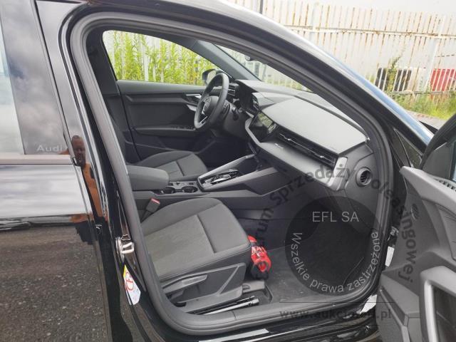 6 - Audi A3 35 TFSI mHEV S tronic Sedan 2024r. WW953TT UWAGA!! Pojazd znajduje się w lokalizacji: Warszawa, Al. Krakowska 7, 02-183 Warszawa