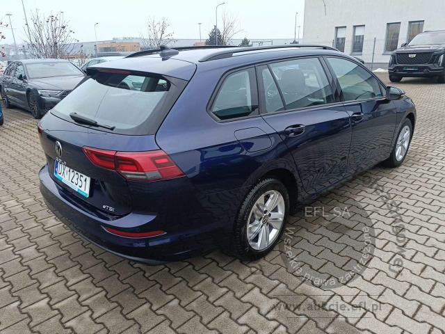 4 - Volkswagen Golf 1.5 eTSI EVO Life DSG 2024r. DX12351 Magnice