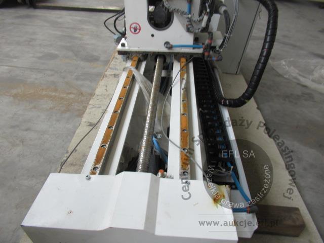 5 - Robot paletyzujący RED FL-400