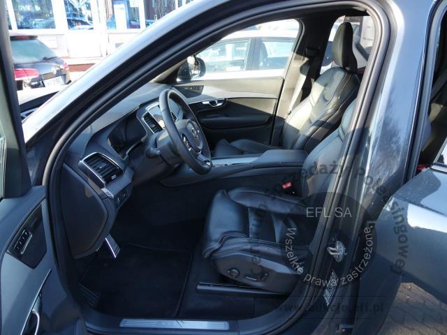 7 - Volvo XC90 B5 D AWD R-Design MHEV 2022r. PO7XL50 UWAGA!! Pojazd znajduje się w firmie AUTO MOTO CENTRUM sp. z o.o. ul. Ostrowska 328 (przy Trasie Katowickiej) 61-312 Poznań