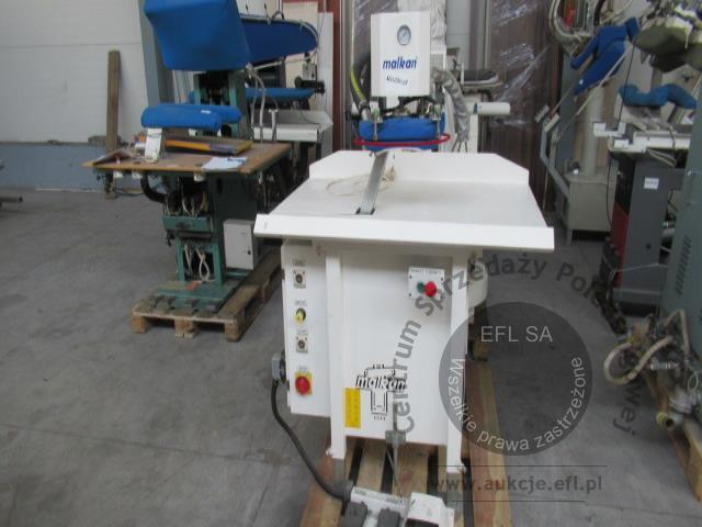 38 - Linia do prasowania odzieży - marynarek, żakietów