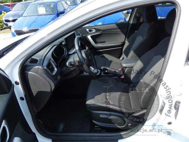 6 - Kia Ceed 1.5 T-GDI M Kombi 2022r. PY05459 UWAGA!! Pojazd znajduje się w firmie AUTO MOTO CENTRUM sp. z o.o. ul. Ostrowska 328 (przy Trasie Katowickiej) 61-312 Poznań