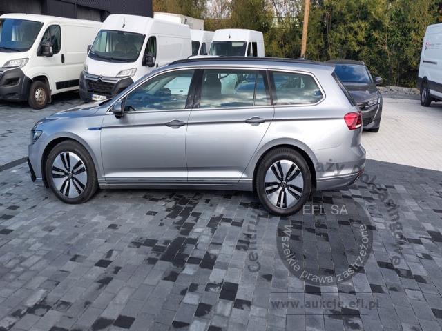 9 - Volkswagen Passat 1.4 TSI Plug-In Hybrid  2022r. SK972WT Uwaga! Pojazd znajduje się w firmie AACAR sp. z o.o. Jawornik 90, 32-400 Myślenice