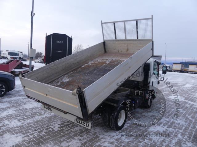 12 - ISUZU / ROMCAR M27 ZABUDOWA SAMOWYŁADOWCZA 2023r.