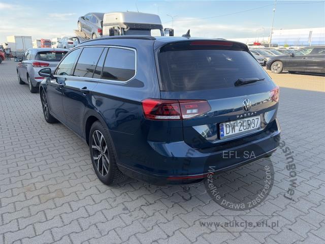 4 - Volkswagen Passat 2.0 TDI EVO Business  2022r. DW2UR37 Pojazd znajduje się w firmie MDM AUTO sp. z o.o. ul. Morska 78A, 81-225 Gdynia