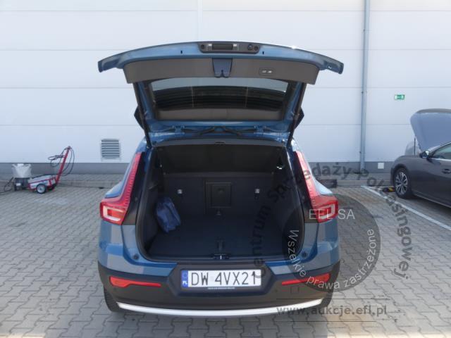 7 - VOLVO XC40 B3 Core Automat Kombi 2023r. DW4VX21 Pojazd znajduje się w firmie MDM AUTO sp. z o.o. ul. Morska 78A, 81-225 Gdynia