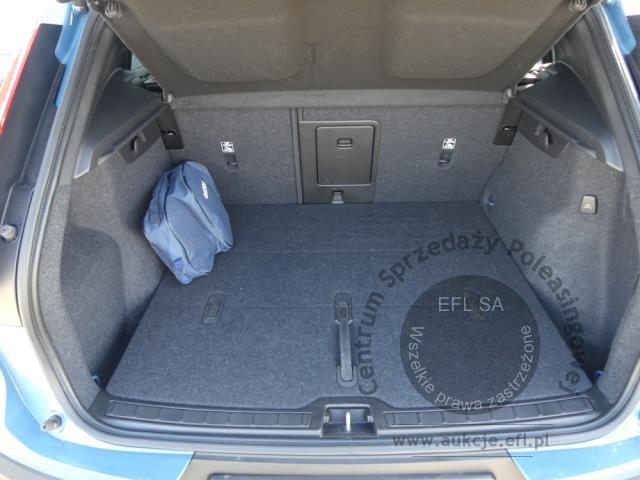 10 - VOLVO XC40 B3 Core Automat Kombi 2023r. DW4VX21 Pojazd znajduje się w firmie MDM AUTO sp. z o.o. ul. Morska 78A, 81-225 Gdynia