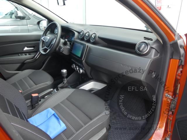 8 - DACIA DUSTER PRESTIGE 1.3 TCE 150KM 2022r.