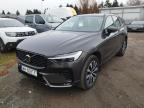 Volvo  XC 60 B5 D AWD Plus Dark aut 2022r. WW608TF Pojazd znajduje się w firmie ARCTOS GROUP sp. z o.o. Al. Krakowska 7, 02-183 Warszawa