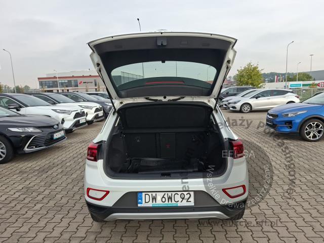 8 - Volkswagen T-ROC 1.5 TSI Life Hatchback 2023r. DW6WC92 UWAGA!! Pojazd znajduje się w firmie Arctos Sp. z o.o. Warszawa, Al. Krakowska 7, 02-183 Warszawa