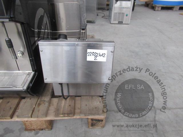 6 - Frytkownica HENDI  8L z kranem spustowym