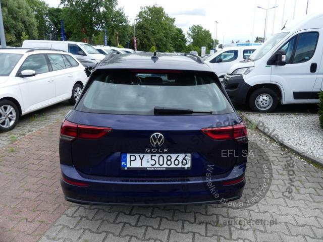 5 - Volkswagen Golf VIII 2.0 TDI Life 2023r. PY50866 AUTO MOTO CENTRUM Sp. z o.o. Poznań 61-312, ul. Ostrowska  328