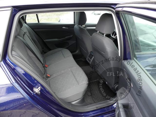 9 - Volkswagen Golf VIII 2.0 TDI Life 2023r. PY50866 AUTO MOTO CENTRUM Sp. z o.o. Poznań 61-312, ul. Ostrowska  328