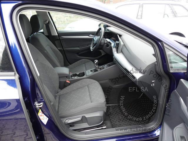 10 - Volkswagen Golf VIII 2.0 TDI Life 2023r. PY50866 AUTO MOTO CENTRUM Sp. z o.o. Poznań 61-312, ul. Ostrowska  328