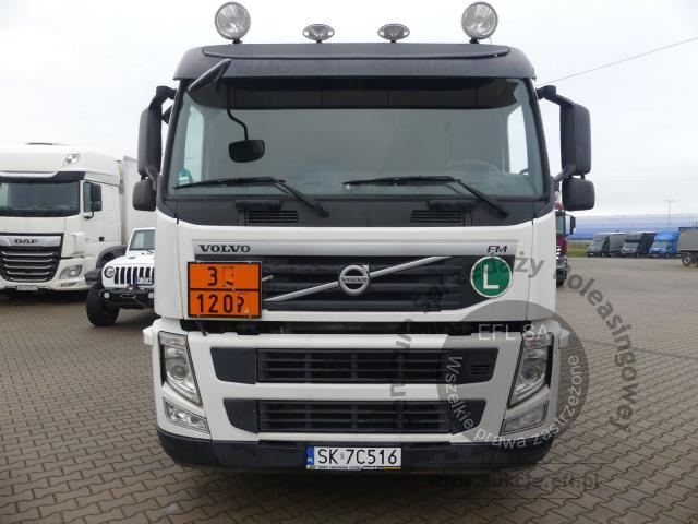 2 - VOLVO FM 370 6X2 2011r.