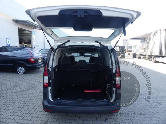 9 - Volkswagen Caddy 2.0 TDI Kombi 2023r. DW6YT26 Pojazd znajduje się w firmie MDM AUTO sp. z o.o. ul. Morska 78A, 81-225 Gdynia