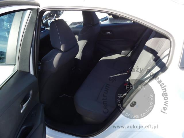 9 - TOYOTA COROLLA 1.8 VVT-I HYBRID CVT 2021r.