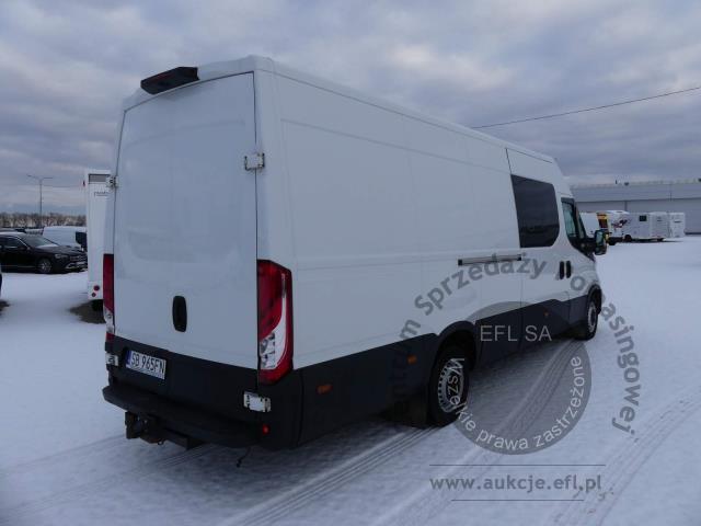 2 - IVECO DAILY 35S16 2.3 156KM  2021r.