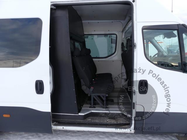 15 - IVECO DAILY 35S16 2.3 156KM  2021r.