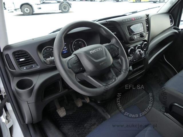 8 - IVECO DAILY 35S16 2.3 156KM  2021r.