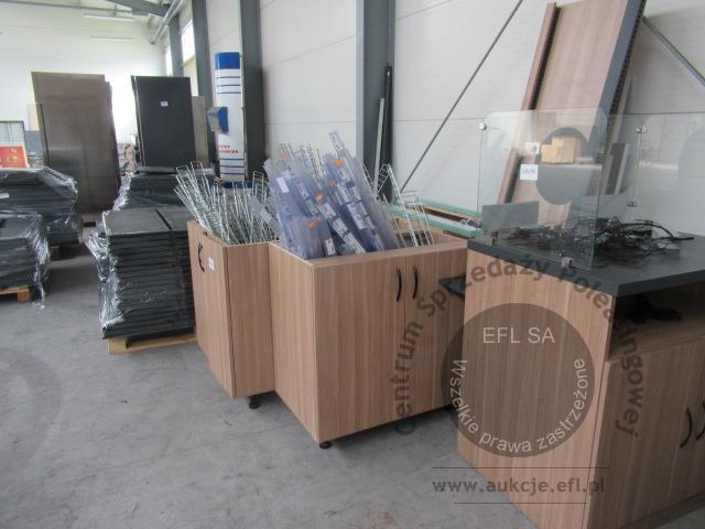 4 - Wyposażenie sklepu wg specyfikacji