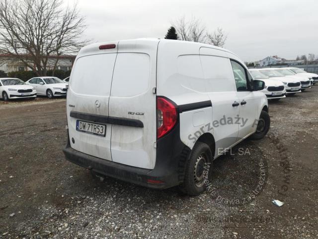 4 - Mercedes  Citan 110 CDI L1 2022r. DW7TR53 Pojazd znajduje się w firmie ARCTOS GROUP sp. z o.o. Al. Krakowska 7, 02-183 Warszawa