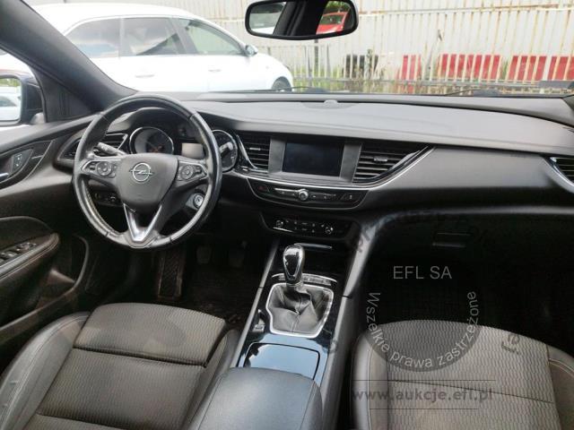 11 - Opel  Insignia  2021r. DW7MN97 Pojazd znajduje się w firmie ARCTOS GROUP sp. z o.o. Al. Krakowska 7, 02-183 Warszawa